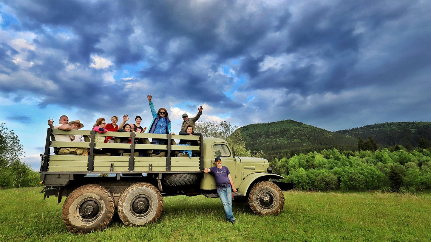 Experiență Off-Road cu Vehicule Istorice Băile Tușnad